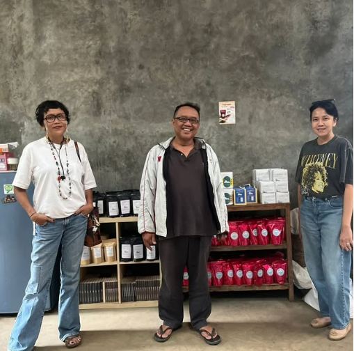 Kunjungan Jeng Runi, owner @roeangtamoe dan Adiknya yang tinggal di Korea